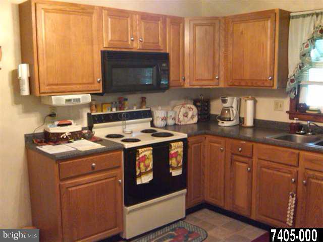 486 Black Rock Road Hanover, PA 17331 - Photo 4 of 15