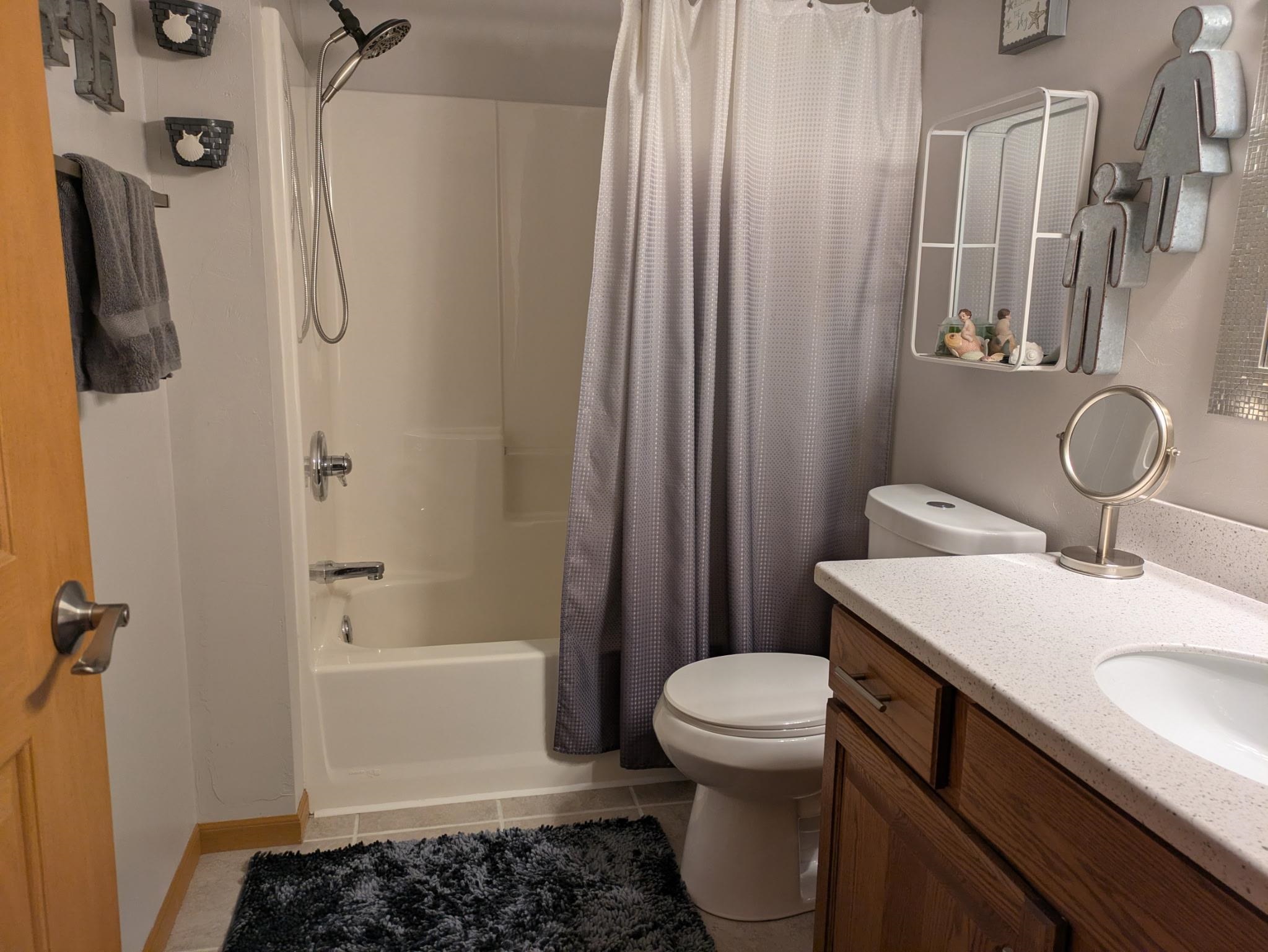 1903 Riverside Drive, Unit B Green Bay, WI 54313 - Photo 17 of 26 Gallery Image 17