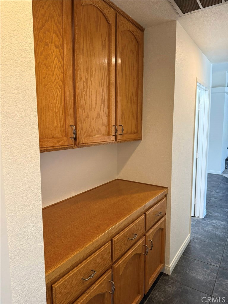 16042 St Timothy Road Apple Valley, CA 92307 - Photo 6 of 22