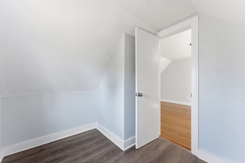 21 Wrona Street Springfield, MA 01151 - Photo 30 of 37