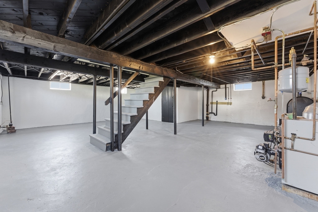 21 Wrona Street Springfield, MA 01151 - Photo 32 of 37