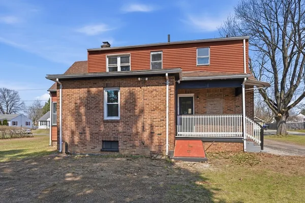 $339,900 | 21 Wrona Street, Springfield, MA 01151