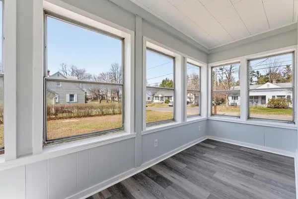 $339,900 | 21 Wrona Street, Springfield, MA 01151