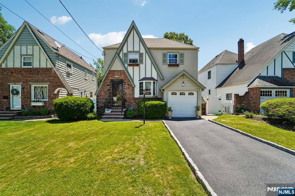 67 Marlboro Road Clifton, NJ 07012 - Photo 1 of 42