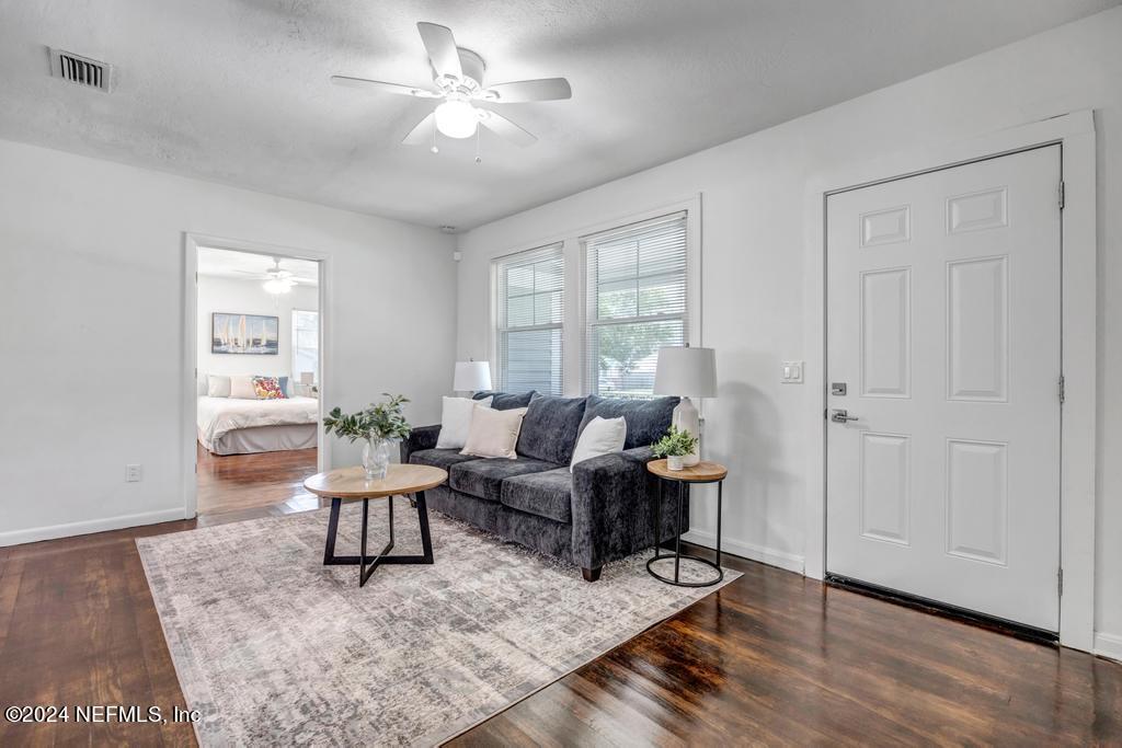 3304 Claremont Road Jacksonville, FL 32207 - Photo 4 of 33 3304 Claremont-5