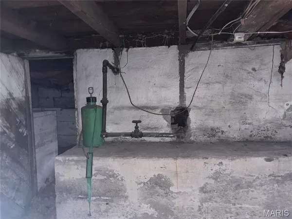 $39,900 | 333 North Dye Street, Virden, IL 62690