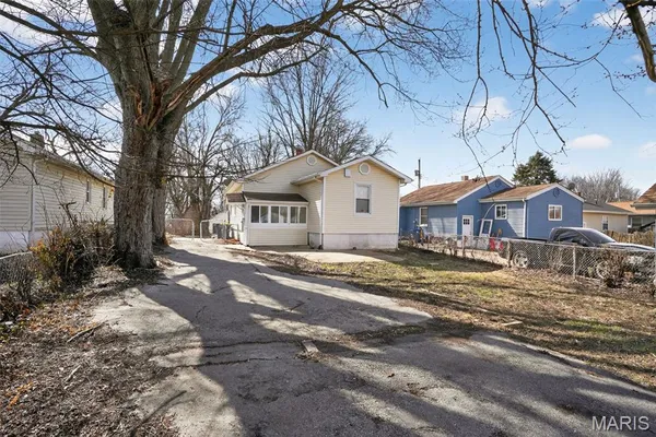 $119,900 | 9407 Muriel Avenue, St. Louis, MO 63114