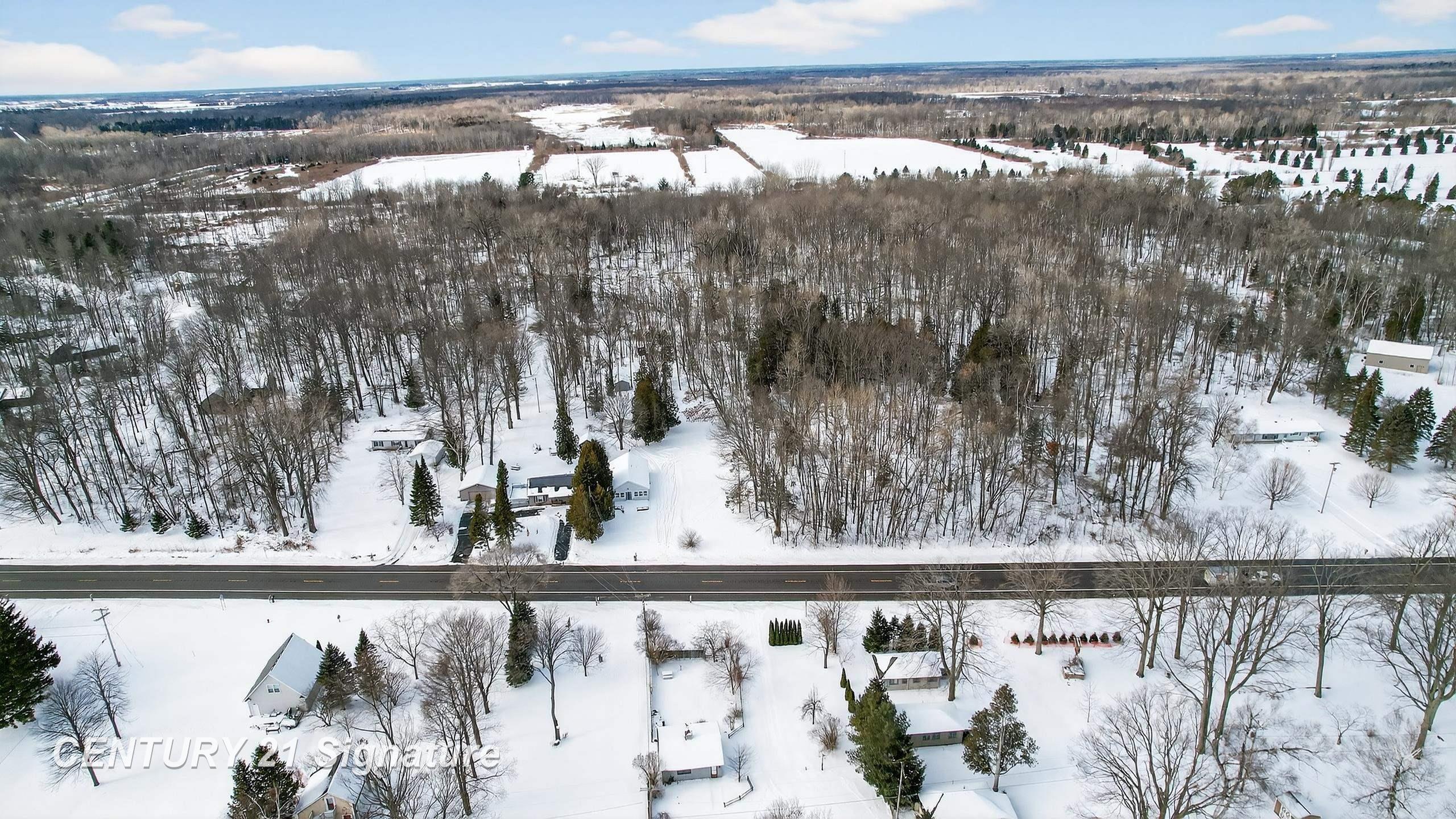 1647 North Huron Road Tawas City, MI 48763 - Photo 49 of 61