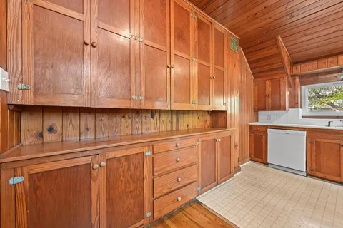 $1,400,000 | 408 West 33rd Street, Austin, TX 78705