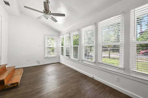 $1,400,000 | 408 West 33rd Street, Austin, TX 78705