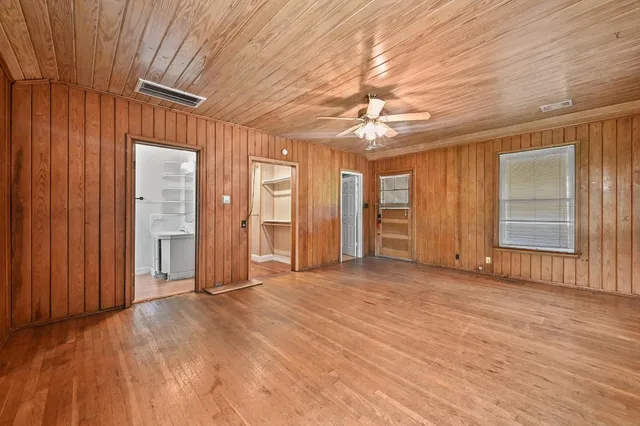 $1,400,000 | 408 West 33rd Street, Austin, TX 78705