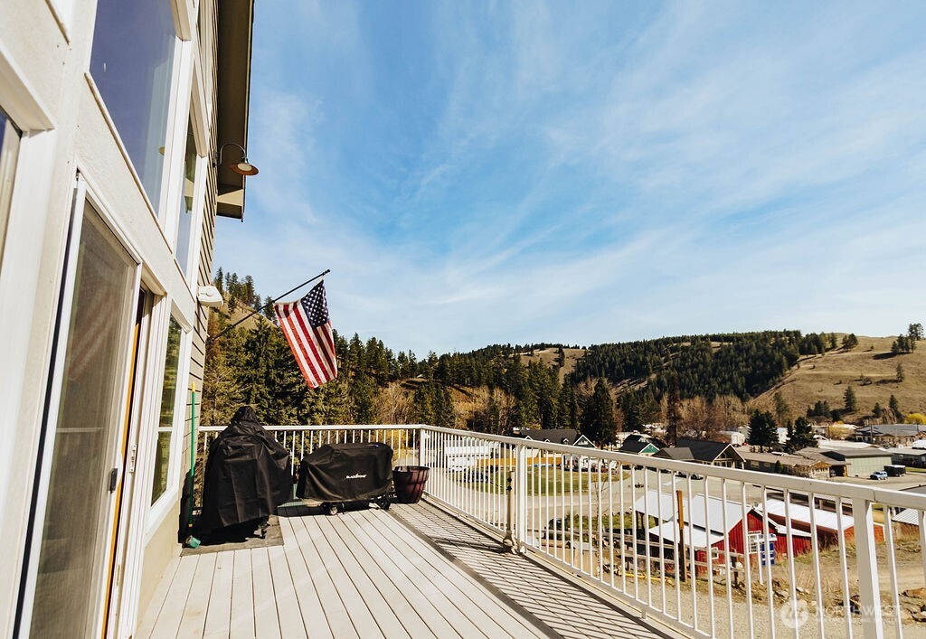 267 Boone Street Conconully, WA 98819 - Photo 6 of 35