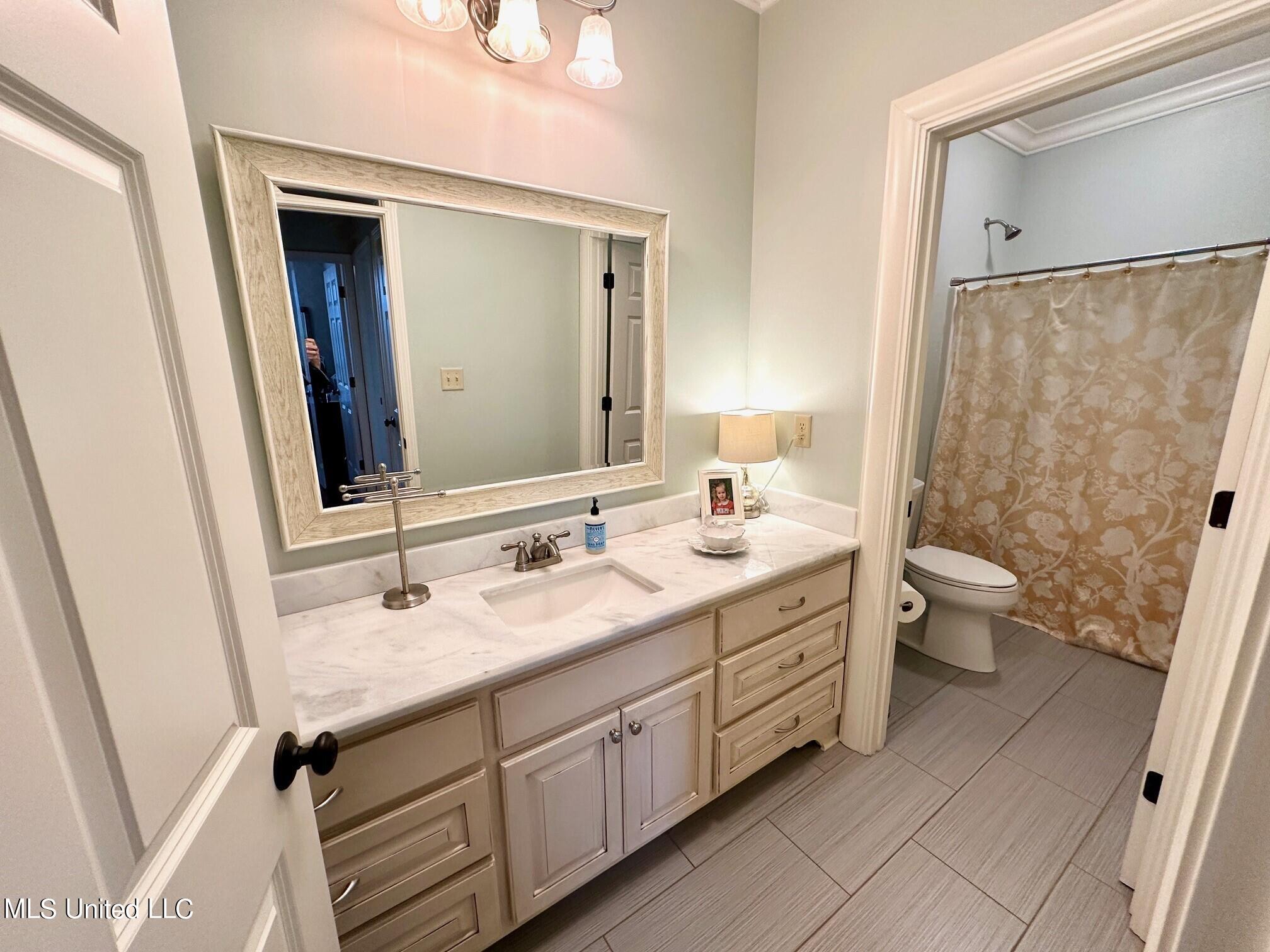 531 Laughlin Road Cleveland, MS 38732 - Photo 19 of 30 I- Bathroom 2a