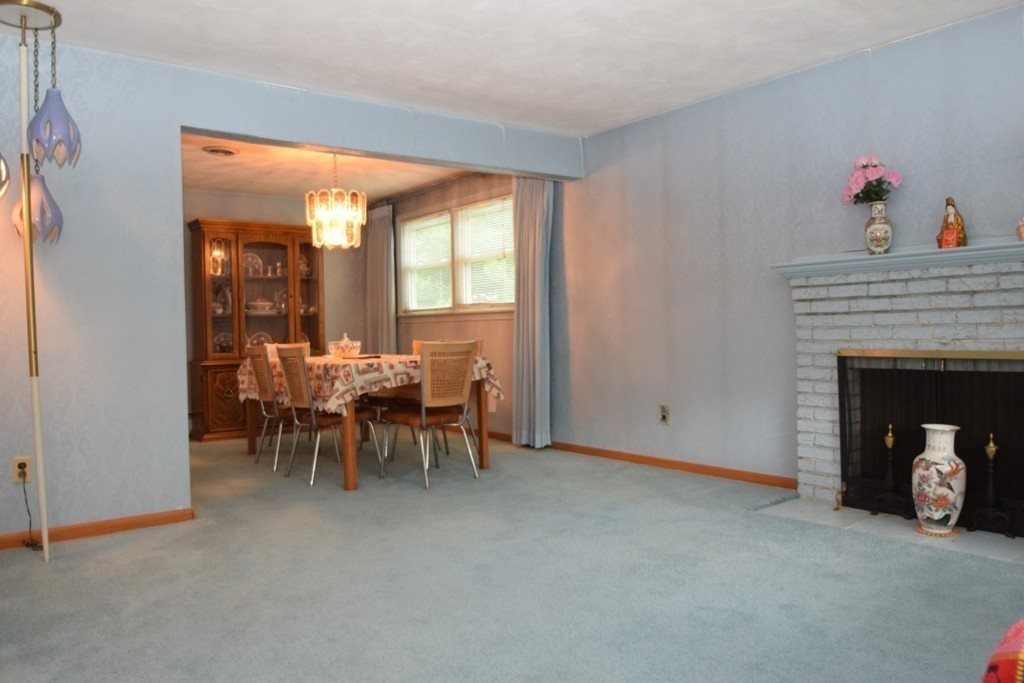 7 Niles Road Randolph, MA 02368 - Photo 6 of 30 Gallery Image 6