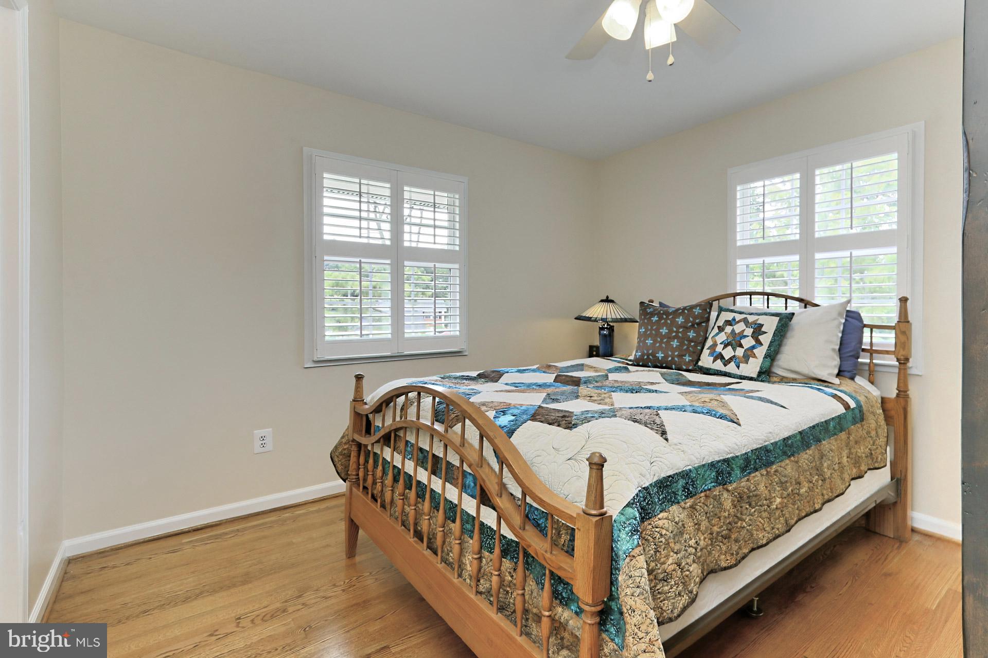 1019 South Hoga Road Sterling, VA 20164 - Photo 15 of 38 Gallery Image 15