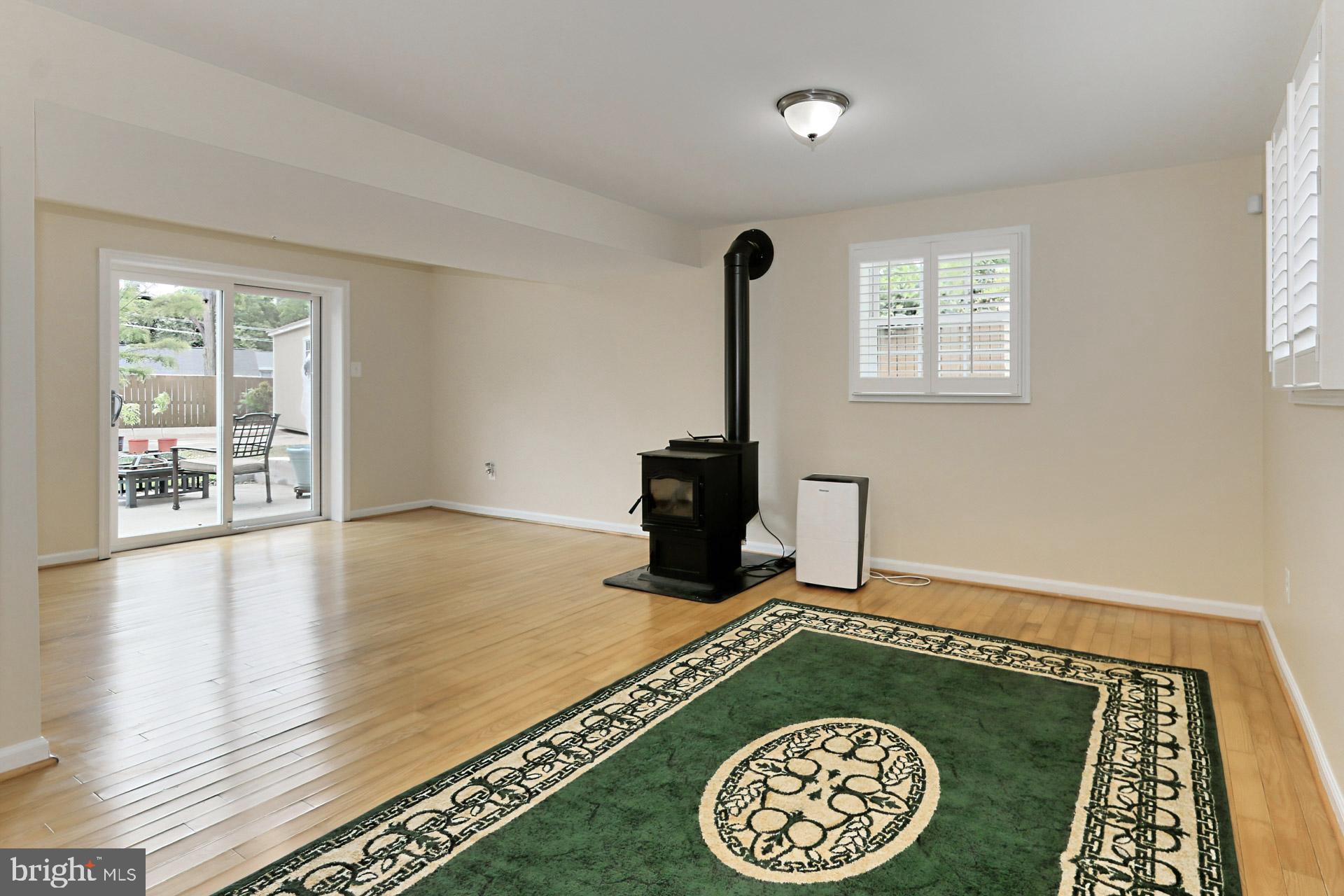 1019 South Hoga Road Sterling, VA 20164 - Photo 20 of 38 Gallery Image 20