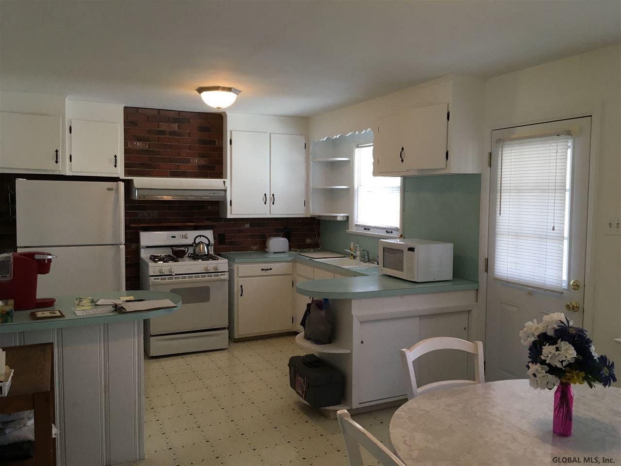 2028 Pyle Road Rotterdam, NY 12303 - Photo 5 of 15 Photo 5