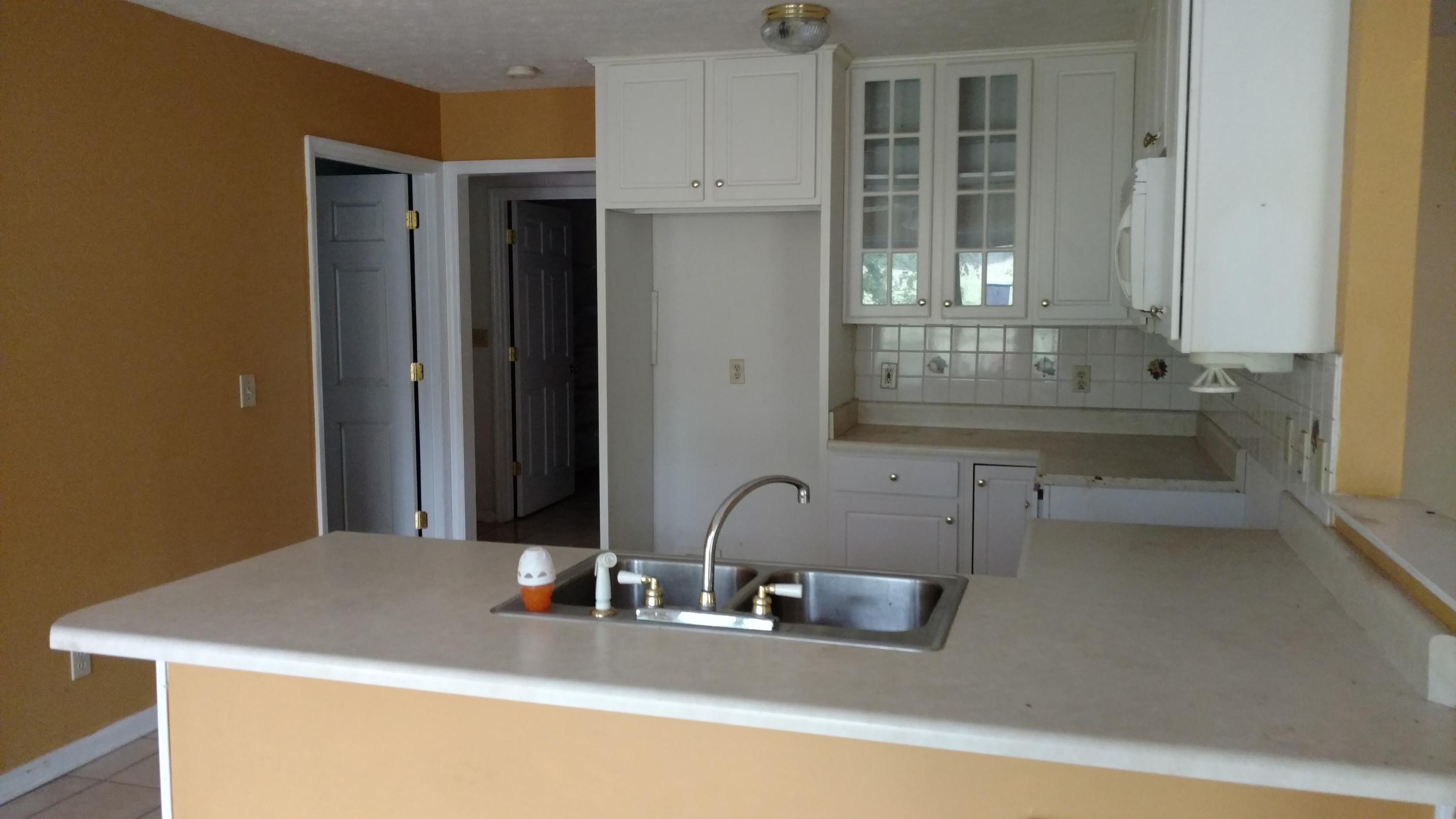 316 Highwater Road Soddy Daisy, TN 37379 - Photo 4 of 15 kitchen