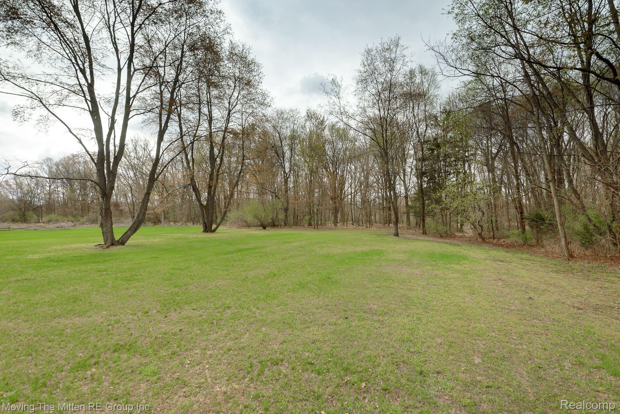 42649 Fret Road Belleville, MI 48111 - Photo 66 of 79 Gallery Image 66