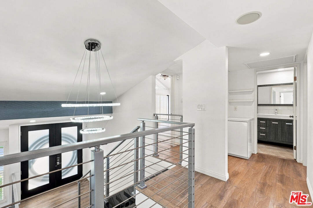 4355 Chaumont Road Los Angeles, CA 91364 - Photo 23 of 51 Gallery Image 23