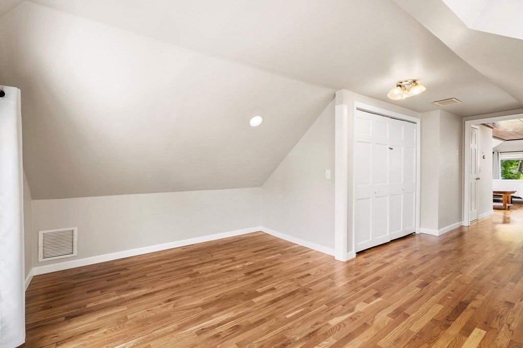 13-15 Laurel Road Milton, MA 02186 - Photo 24 of 36 Gallery Image 24
