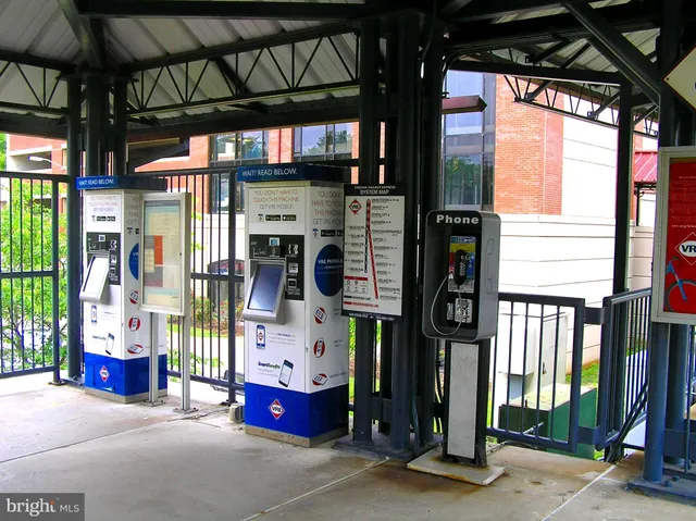 a view of steet corner