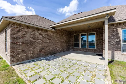 $365,500 | 4123 Stonewall Drive, Addis, LA 70710