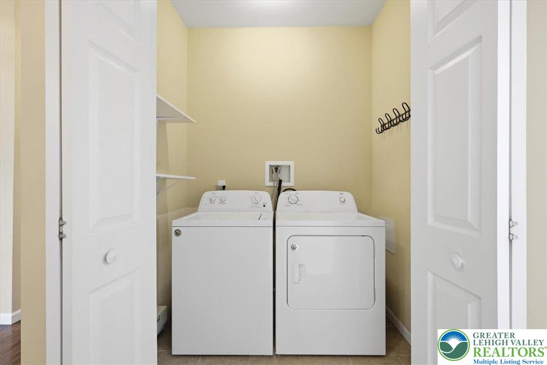 64 Robertson Road Jim Thorpe, PA 18229 - Photo 35 of 54 a utility room with dryer and washer