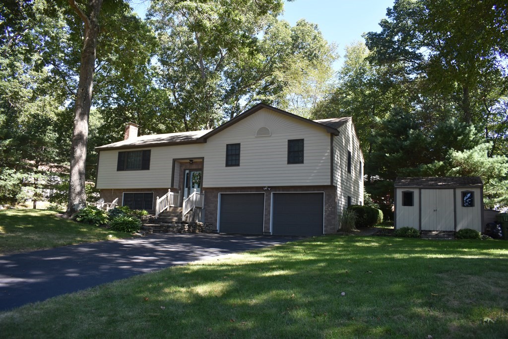 175 Mason Road Northbridge, MA 01588 - Photo 1 of 11 Gallery Image 1
