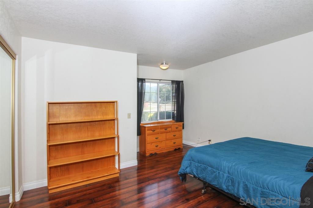 24263 Del Amo Road Ramona, CA 92065 - Photo 15 of 23 Gallery Image 15