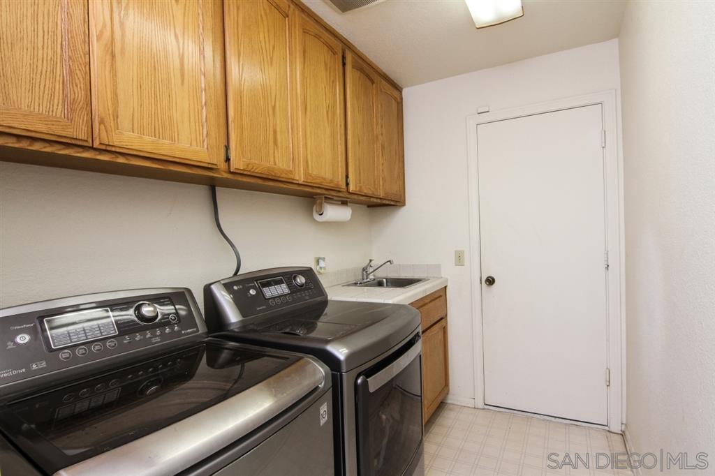 24263 Del Amo Road Ramona, CA 92065 - Photo 16 of 23 Gallery Image 16