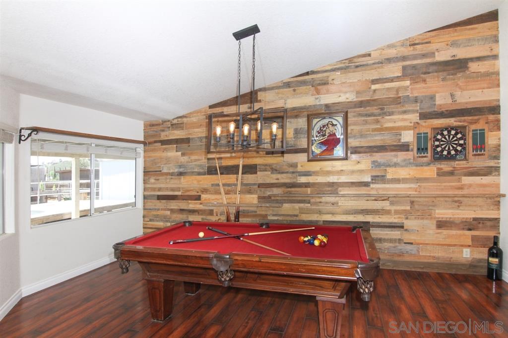 24263 Del Amo Road Ramona, CA 92065 - Photo 9 of 23 Gallery Image 9