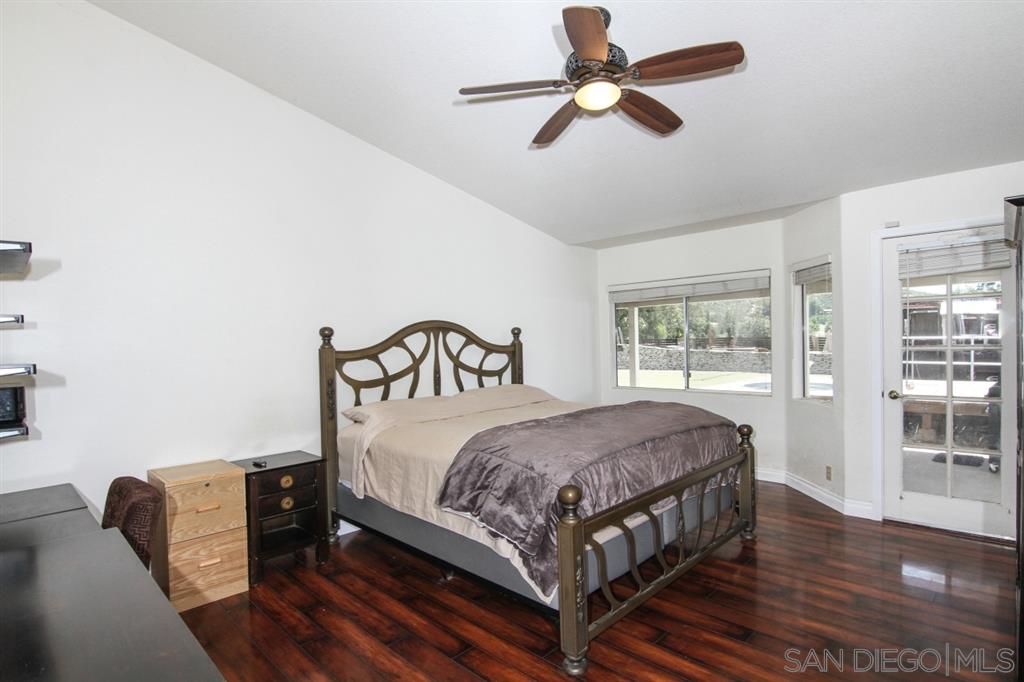 24263 Del Amo Road Ramona, CA 92065 - Photo 10 of 23 Gallery Image 10