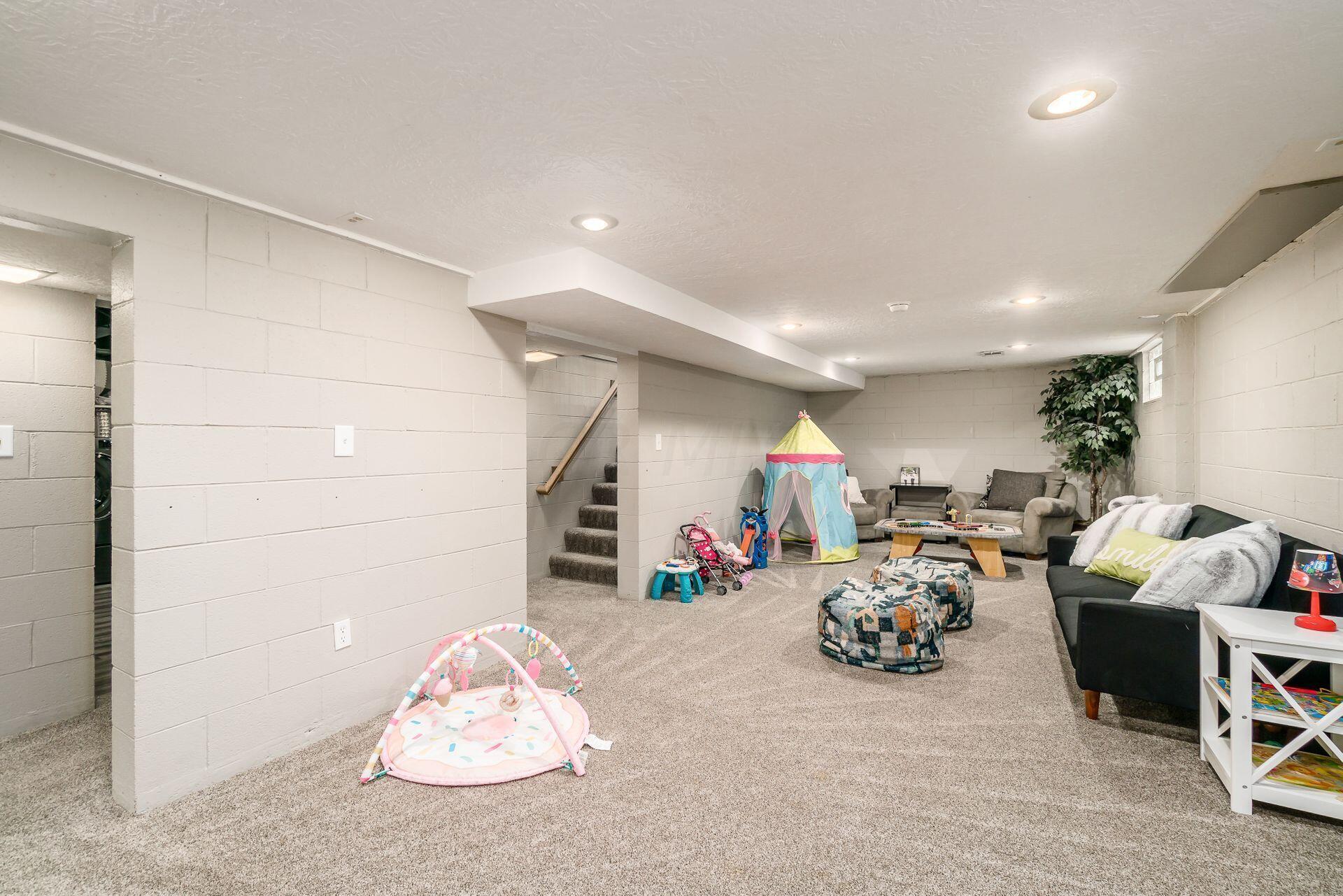 238 South Virginia Lee Road Columbus, OH 43209 - Photo 44 of 86 LL Rec Room