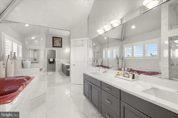 $5,874,000 | 40110 Owens Court, Fenwick Island, DE 19944