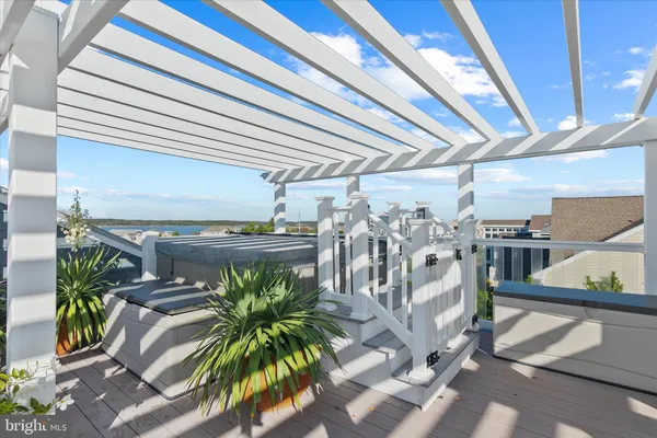 $5,874,000 | 40110 Owens Court, Fenwick Island, DE 19944