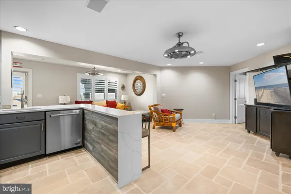 $5,874,000 | 40110 Owens Court, Fenwick Island, DE 19944