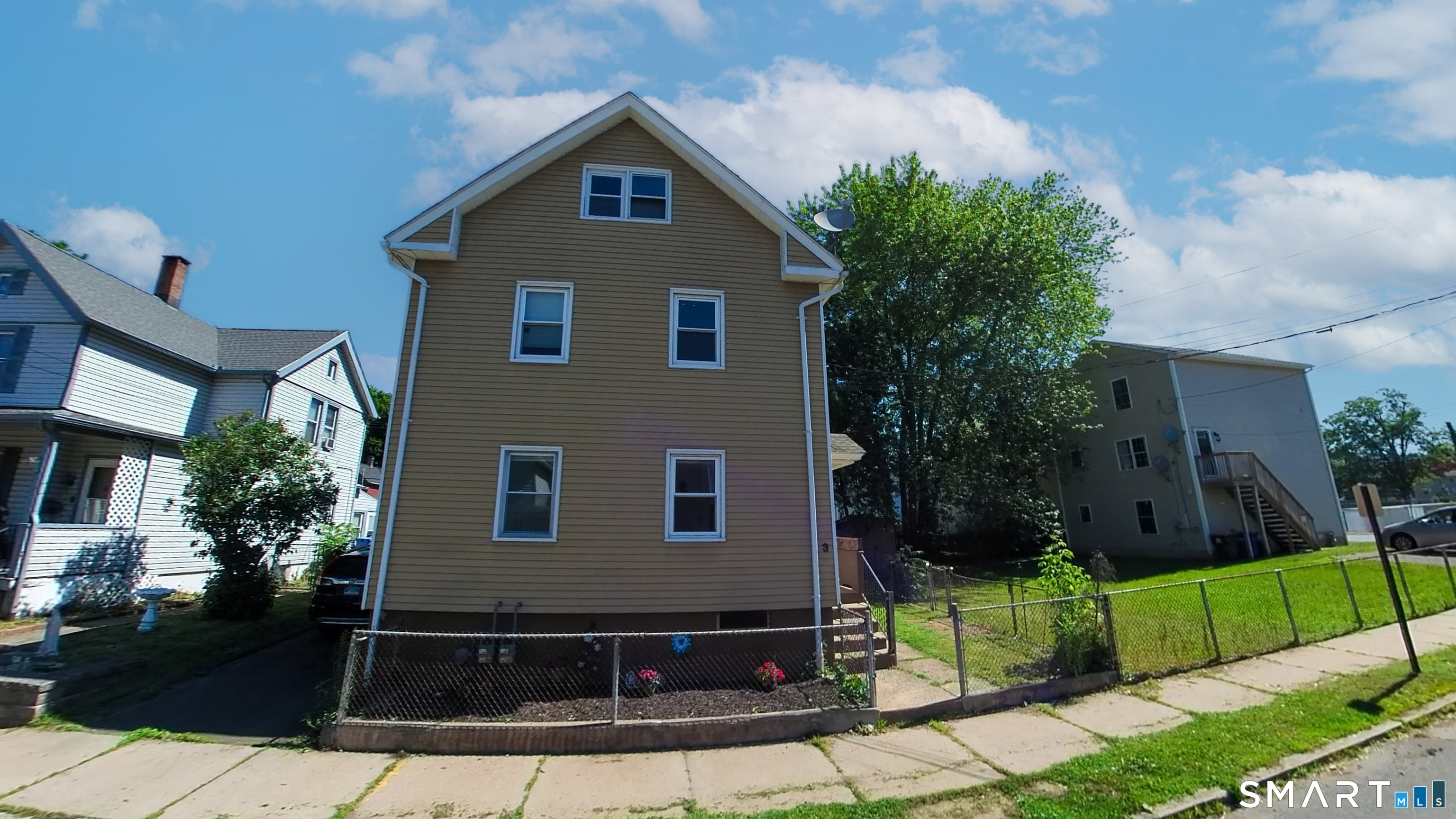 3 Pasco Street Meriden, CT 06451 - Photo 3 of 28