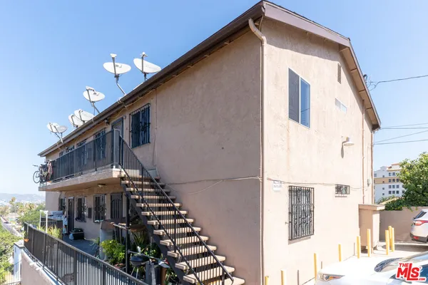 $2,495 | 450 Coronado Terrace, Unit 4, Los Angeles, CA 90026