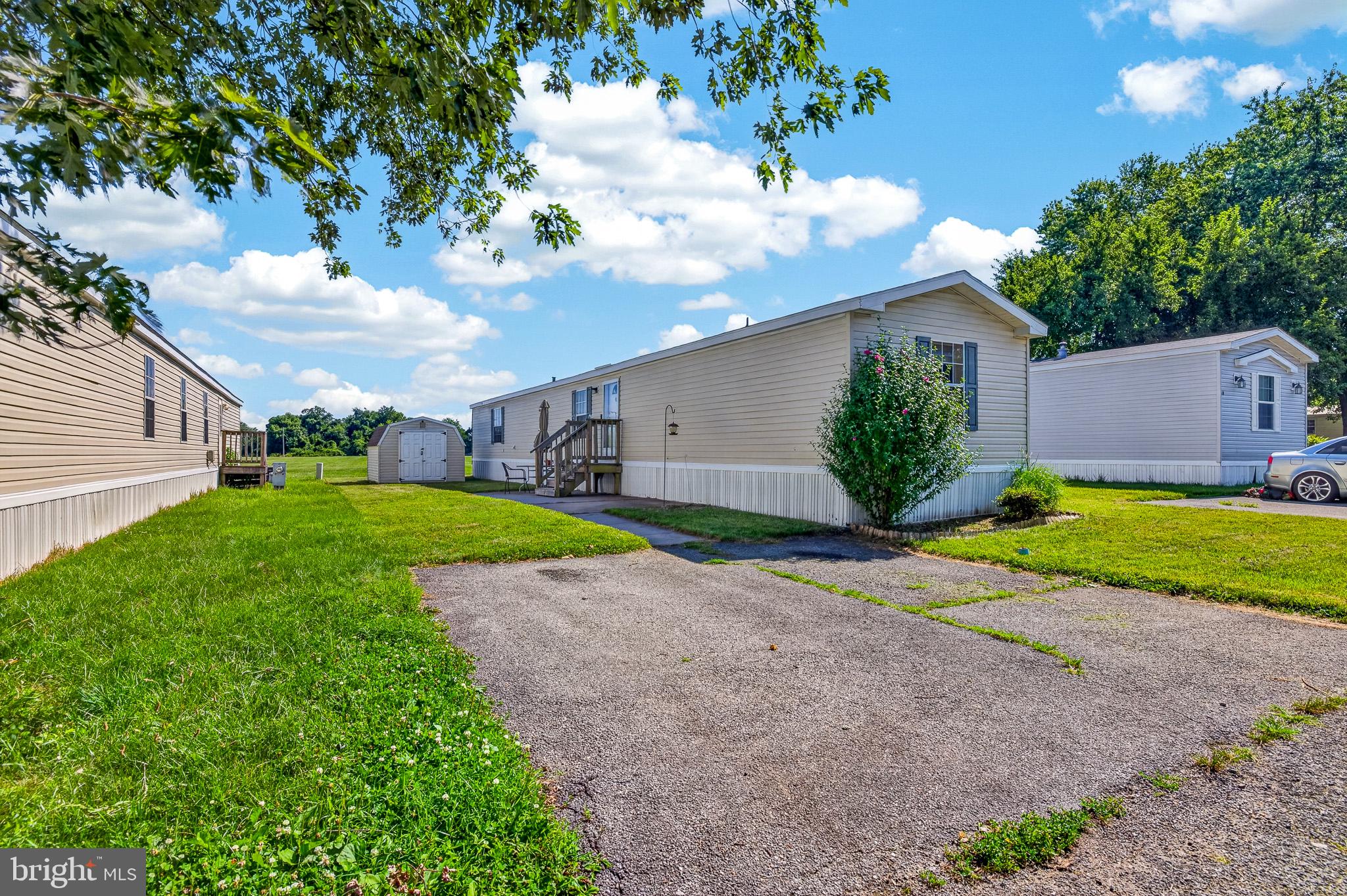 8 West Reybold Drive, Unit 8 Middletown, DE 19709 - Photo 25 of 30 Charming mobile home community setting.