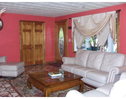 11 Craig Road Chelmsford, MA 01824 - Photo 2 of 6