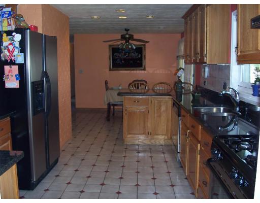 11 Craig Road Chelmsford, MA 01824 - Photo 3 of 6