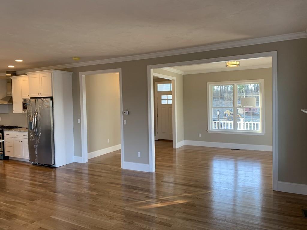 21 Jordan Road Holden, MA 01520 - Photo 13 of 20 Gallery Image 13