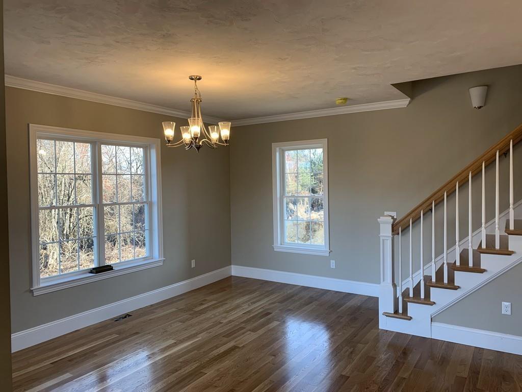 21 Jordan Road Holden, MA 01520 - Photo 7 of 20 Gallery Image 7