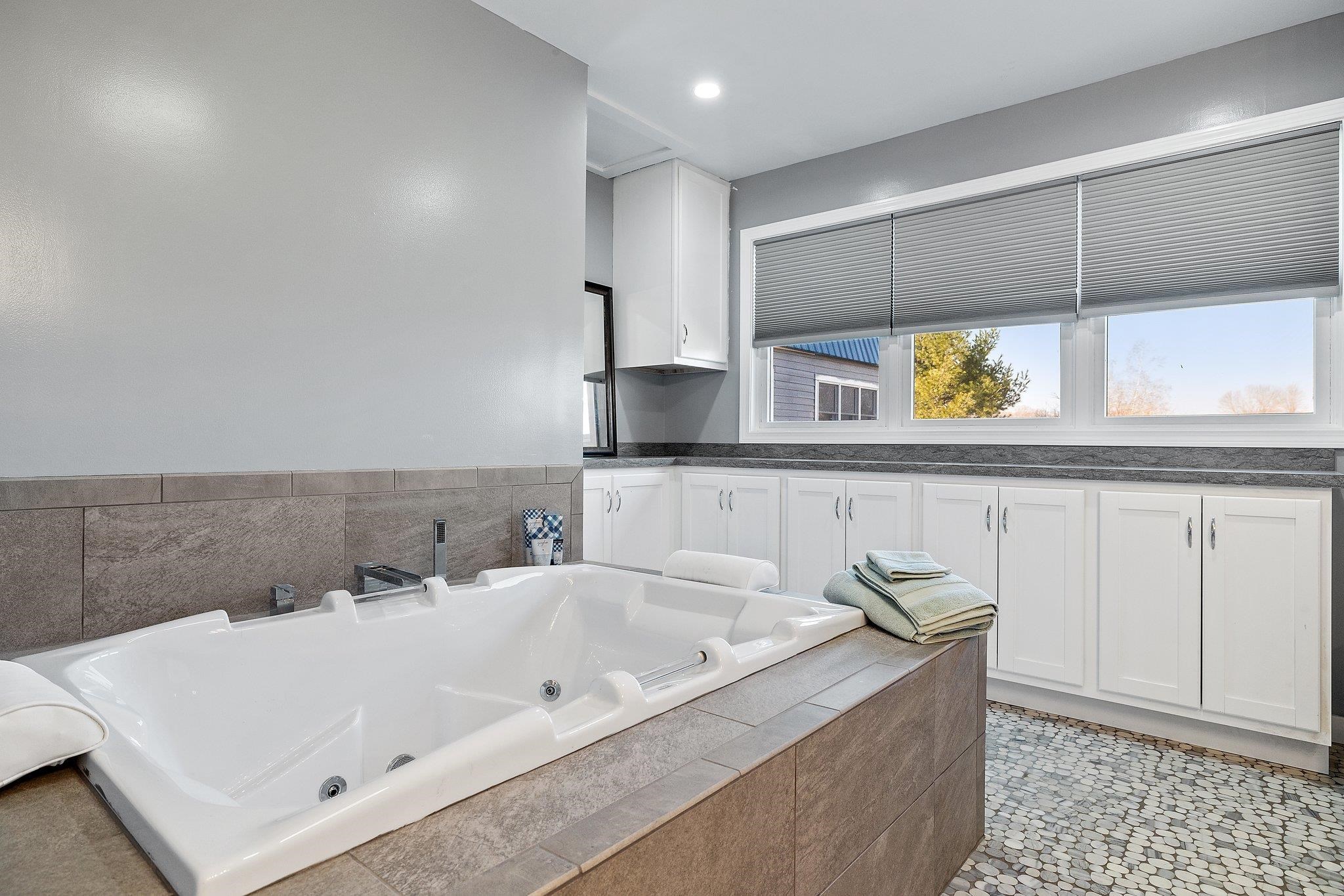 28 Hidden Lane Northfield, NH 03276 - Photo 21 of 40