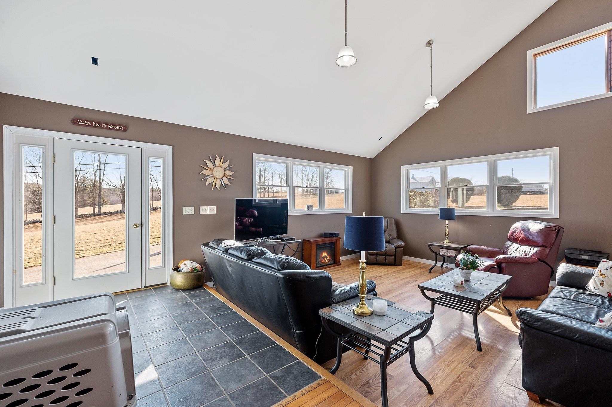 28 Hidden Lane Northfield, NH 03276 - Photo 5 of 40