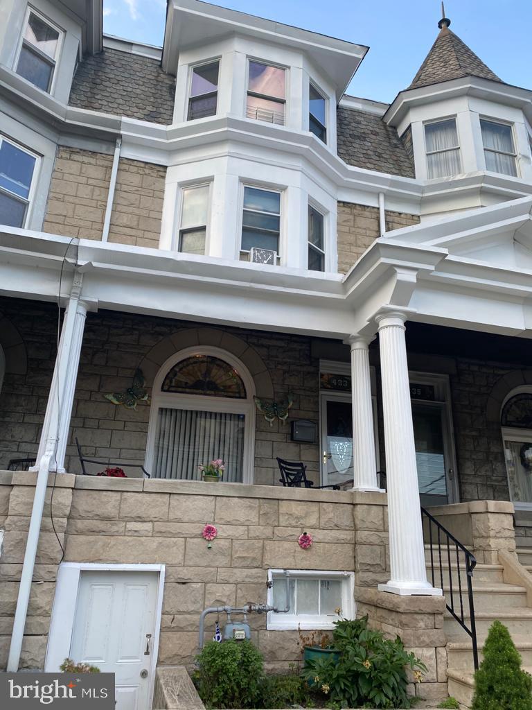 433 Spring Street Reading, PA 19601 - Photo 1 of 32 Gallery Image 1