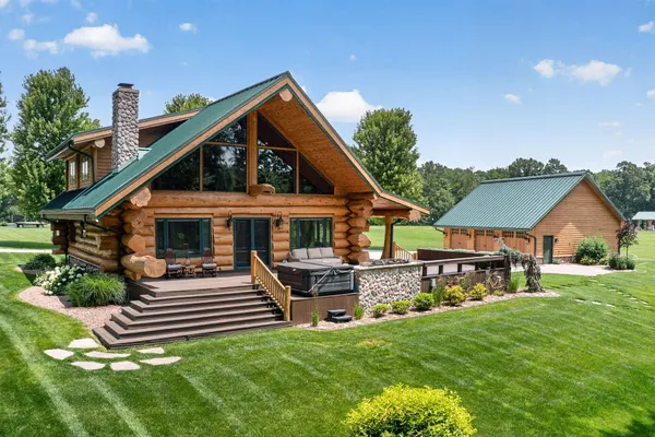 $1,500,000 | 10459 Highway 60, Three Rivers, MI 49093