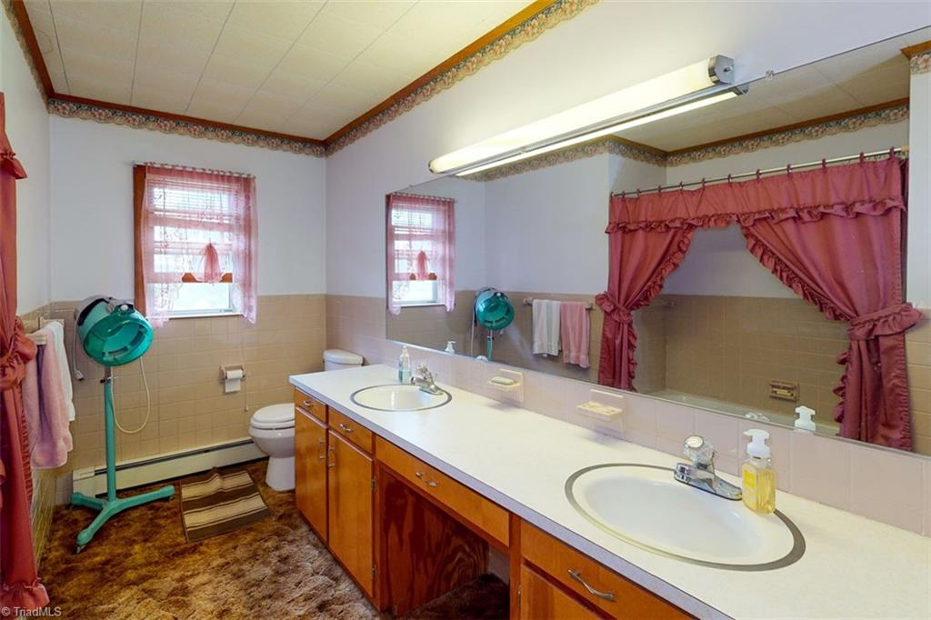 1592 County Line Road Harmony, NC 28634 - Photo 33 of 48 Gallery Image 33