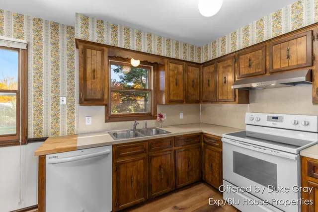 $343,000 | 6374 Clover Lane, Jenison, MI 49428